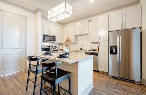 Lindbergh Apartment | Modern Buckhead condo