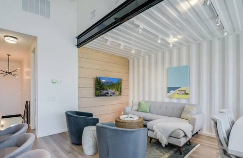 Shibui Sands House | Modern by the Sea - Green
