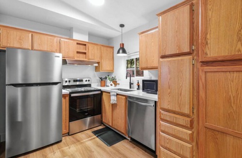 Dunsmuir Cabin | Modern Cabin (Hawthorne)