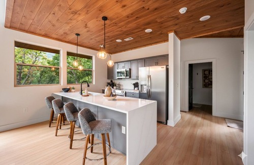 Pittman Center Cabin | Modern Cabin - Heated Swim Spa - Pool Table - Fire Pit