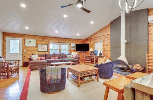 Lake Placid House | Modern Cabin in Lake Placid w/Mountain Views!
