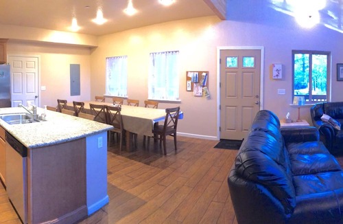 Glencoe Cabin | Modern Cabin In Lakemont Pines, Arnold