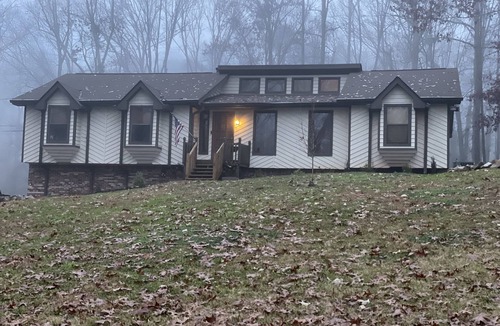 Stone Mountain House | Modern Cabin of Stone Mountain