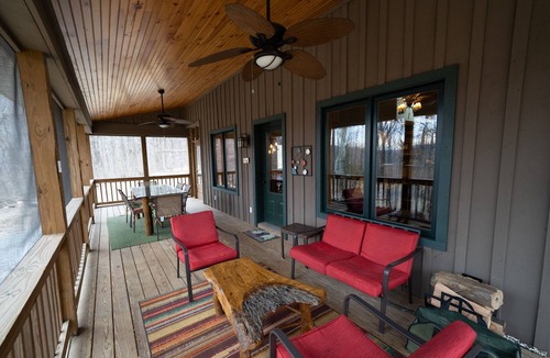 Etlan Cabin | Modern Cabin on Old Rag - Dog-Friendly!