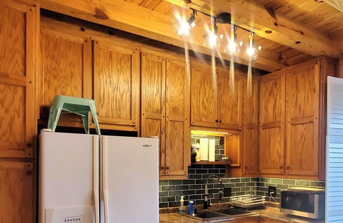 Benton House | Modern Cabin on the Beautiful Ocoee River