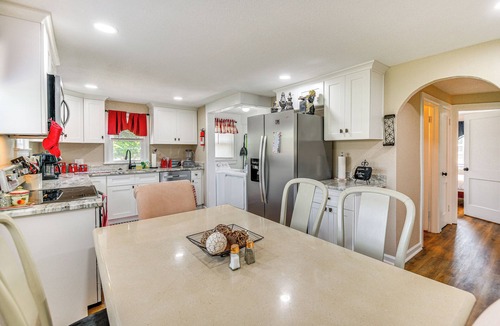 Cape Charles House | Modern Cape Charles Home: 1 Mi to Kiptopeke Beach!