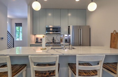 Brentwood House | Modern Central Austin Home with Cozy Casita