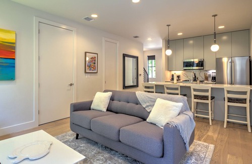 Brentwood House | Modern Central Austin Home with Cozy Casita
