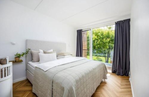 København V Apartment | Modern Central