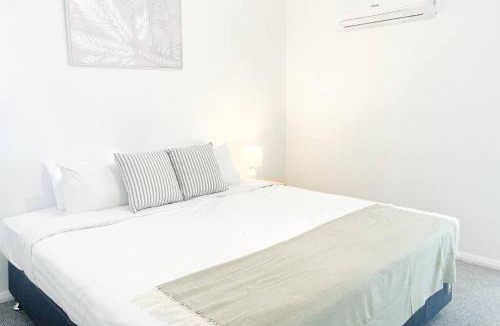 Wagga Wagga Apartment | Modern Central Retreat 2