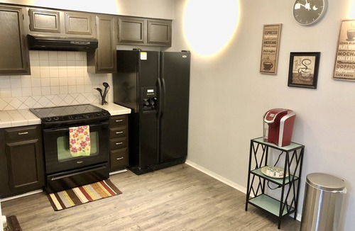 Wetmore Condo | Modern Centrally Located Condo W/Pool