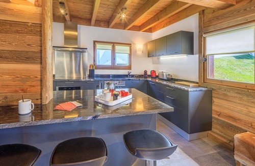 Chatel Ski Chalet | Modern chalet 10pers - close to slopes and center