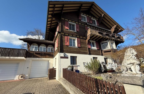 Ballwil Ski Chalet | Modern chalet apartment with alpine view | near Lucerne&Zug | playground + hotpot