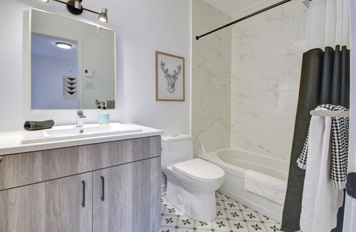 Mont-Tremblant Apartment | Modern Chalet Beautiful Lake Mountain View