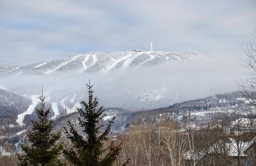 Mont-Tremblant Apartment | Modern Chalet Beautiful Lake Mountain View