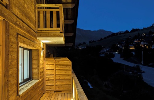 Le Chinaillon Ski Chalet | Modern chalet La Tanière with sauna in Le Chinaillon