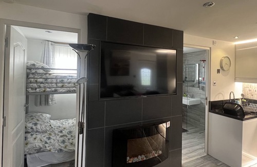 Camber Ski Chalet | Modern chalet