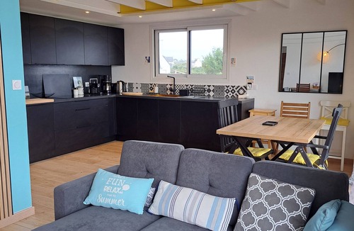 Plouhinec Ski Chalet | Modern chalet with sea view