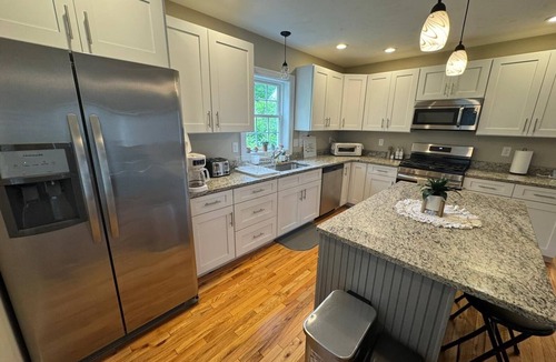 Worcester House | Modern & Charming 3-bedroom house in Worcester.