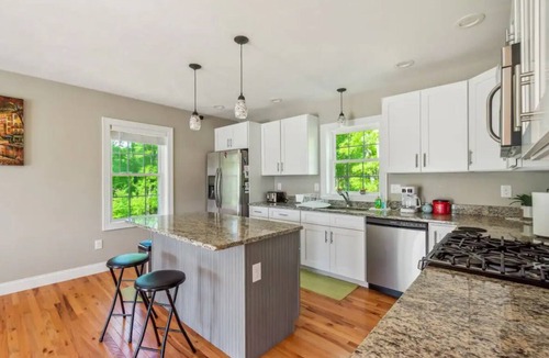 Worcester House | Modern & Charming 3-bedroom house in Worcester.