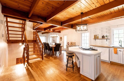 La Conception Cottage | Modern & Charming Canadian house Spa, Sauna, Gym