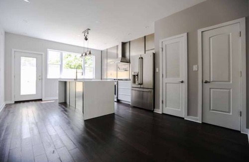 Point Breeze House | Modern, Chef's Kitchen, Rooftop Deck, 6 Beds, 3 Spa-Like Bathrooms