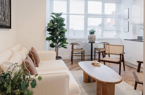 Chester Apartment | Modern Chester Flat in City Centre