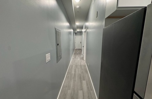 East Parkside Apartment | “Modern Chic 1-Bedroom Apartment – Sleeps 3"