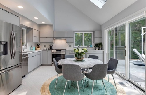 Northwest Harbor House | MODERN, CHIC, CONTEMPORARY HAMPTON CHATEAU