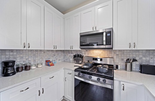 Greater East End House | Modern Chic Retreat in the Heart of EaDo, Houston