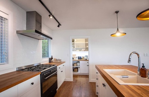 Cable Bay House | Modern Coastal Home in Doubtless Bay