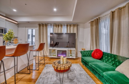 16th Street Heights Apartment | Modern & Colorful ~ 5 STAR Location