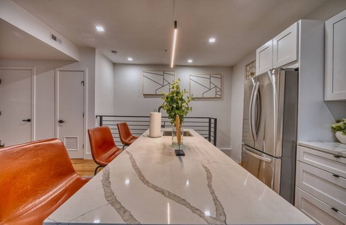 16th Street Heights Apartment | Modern & Colorful ~ 5 STAR Location