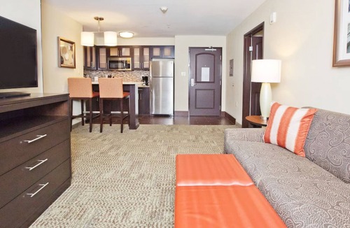 Sweetbriar Condo | Modern Comfort and Convenience in Austin, TXn