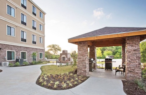 Sweetbriar Condo | Modern Comfort and Convenience in Austin, TXn
