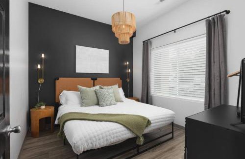 Maxwell Apartment | Modern Comfort Condo Only 2 Mile to Downtown Broadway