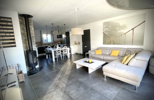 Claret Villa | Modern comfort house, tastefully decorated, in a superb picturesque village