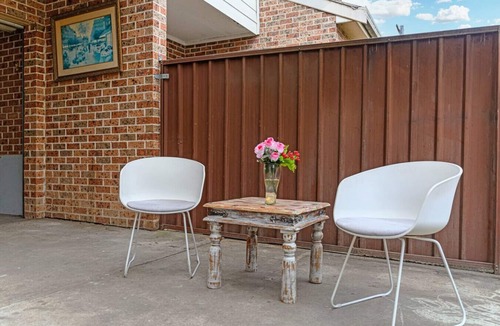 Bankstown House | Modern Comfort in Bankstown