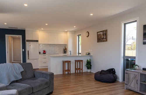 Alexandra House | Modern & Comfort in Central Alexandra