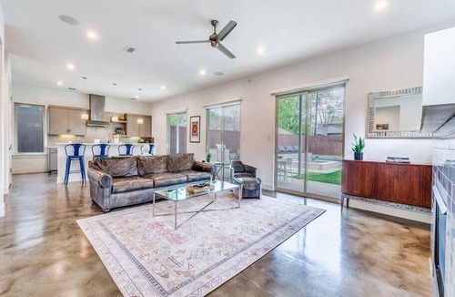 Lower Greenville House | Modern Comfort in Lower Greenville