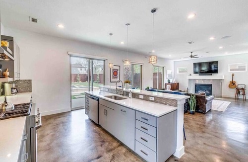 Lower Greenville House | Modern Comfort in Lower Greenville