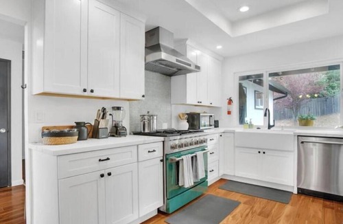 Pinole House | Modern Comfort: Silvercreek Edition