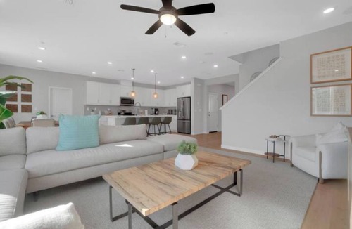 Lathrop House | Modern Comfort: Stanford Crossing Edition