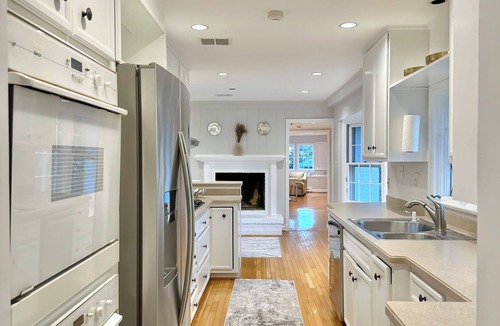 McLean House | Modern Comfort