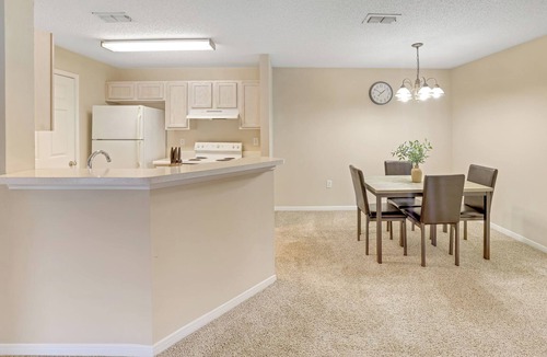 Sand Ridge Apartment | Modern Comfort w/Balcony, Kitchen & WiFi