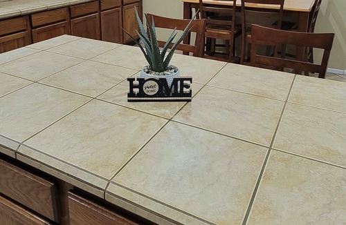 San Tan Valley House | Modern & comfortable 1-story with private heated pool in Johnson Ranch