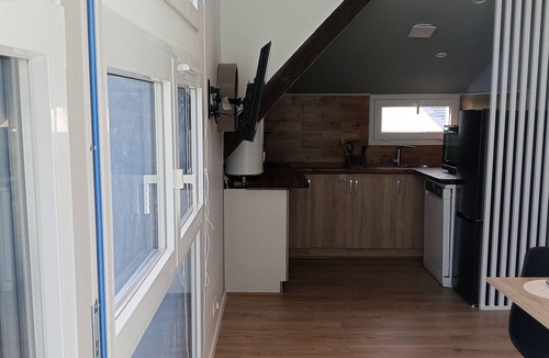 Mardie Apartment | Modern, comfortable 4/6p apartment 10 min from Orleans