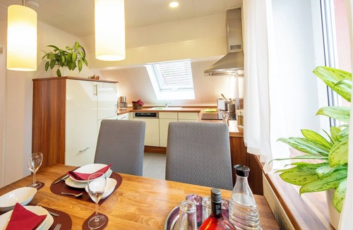 Lengfurt Apartment | Modern, comfortable vacation apartment with terrace, on the Main Valley cycle path