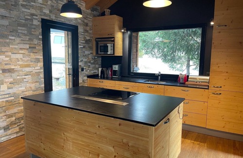 Pyrenees 2000 Ski Chalet | Modern, comfortable family chalet 2 steps from the ski and hiking trails