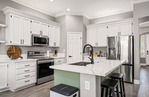 Lincoln House | Modern & Comfortable Lincoln Home with Luxury Master Bedroom